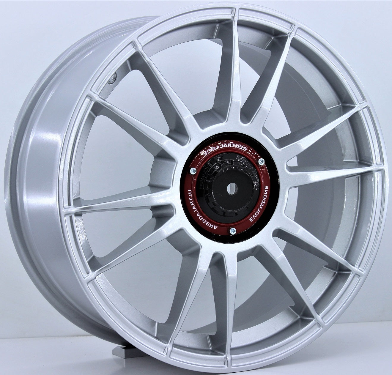 R1 Wheels 18 inç 5*114.3 ET35 Metalik Gri Jant Takımı (J-357)