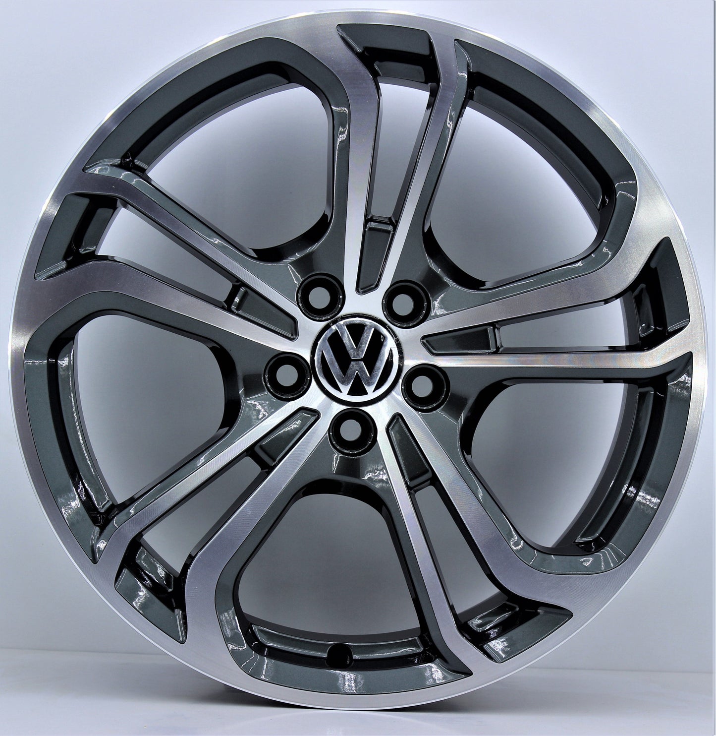 R1 Wheels 17 inç 5*100 ET40 Füme Jant Takımı (J-188)