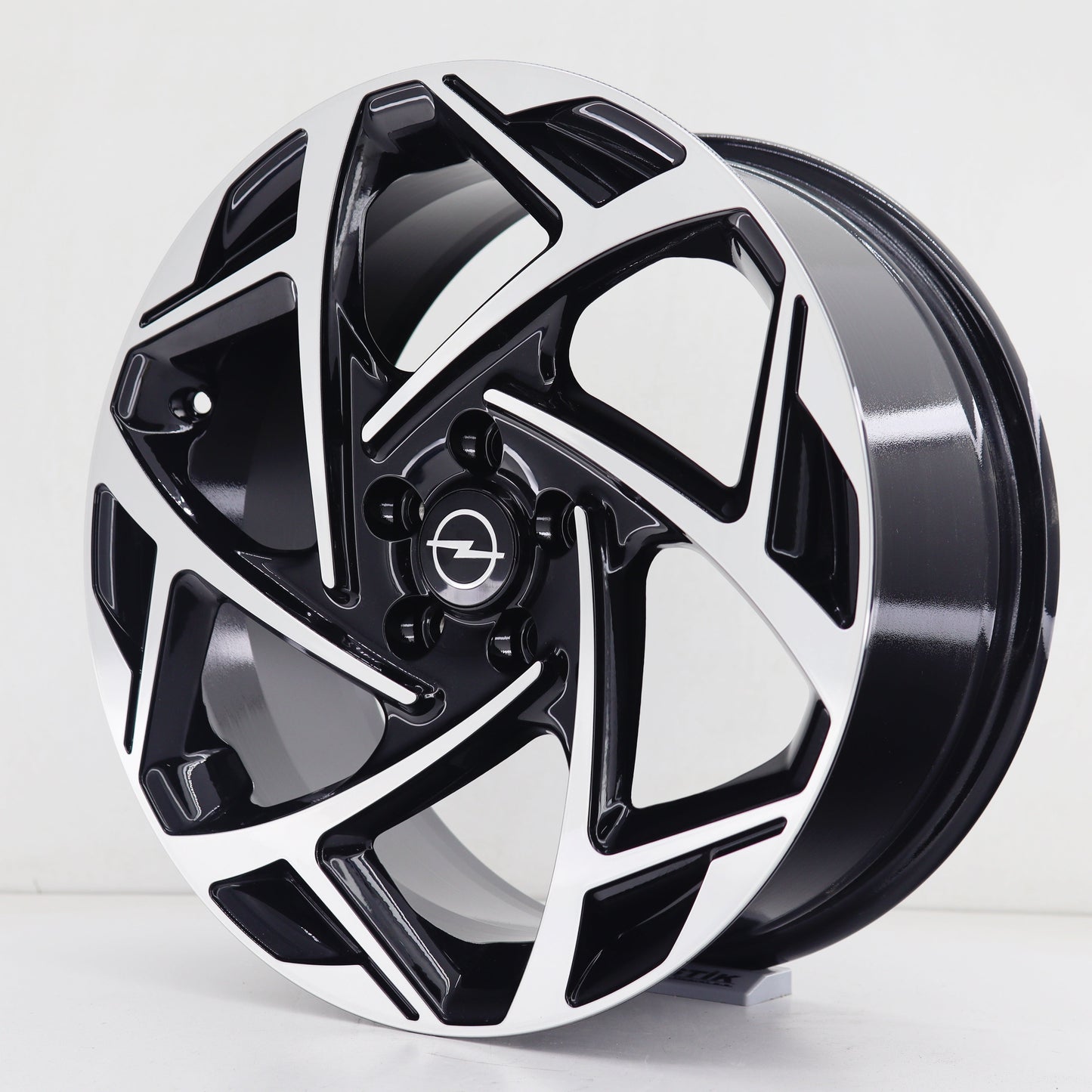 R1 Wheels 17 inç 5*105 ET35 Siyah Jant Takımı (J-278)