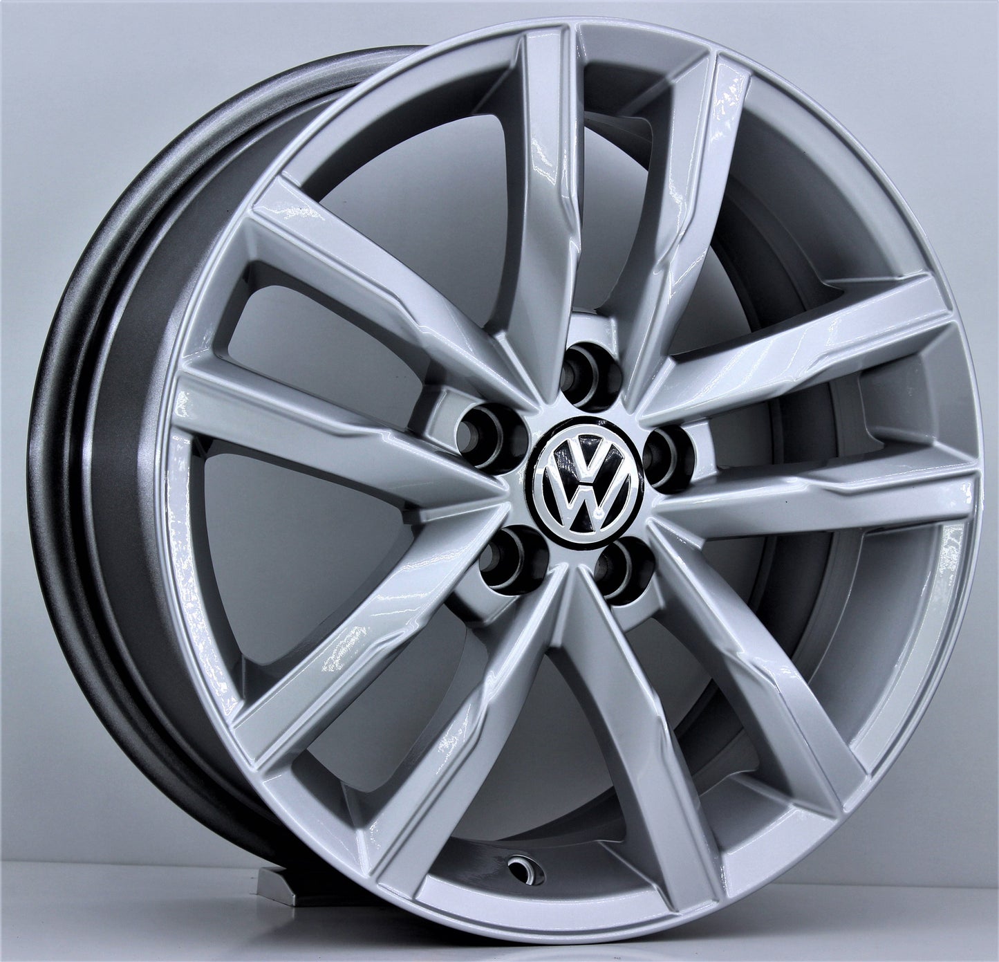 R1 Wheels 16 inç 5*100 ET35 Metalik Gri Jant Takımı (J-297)