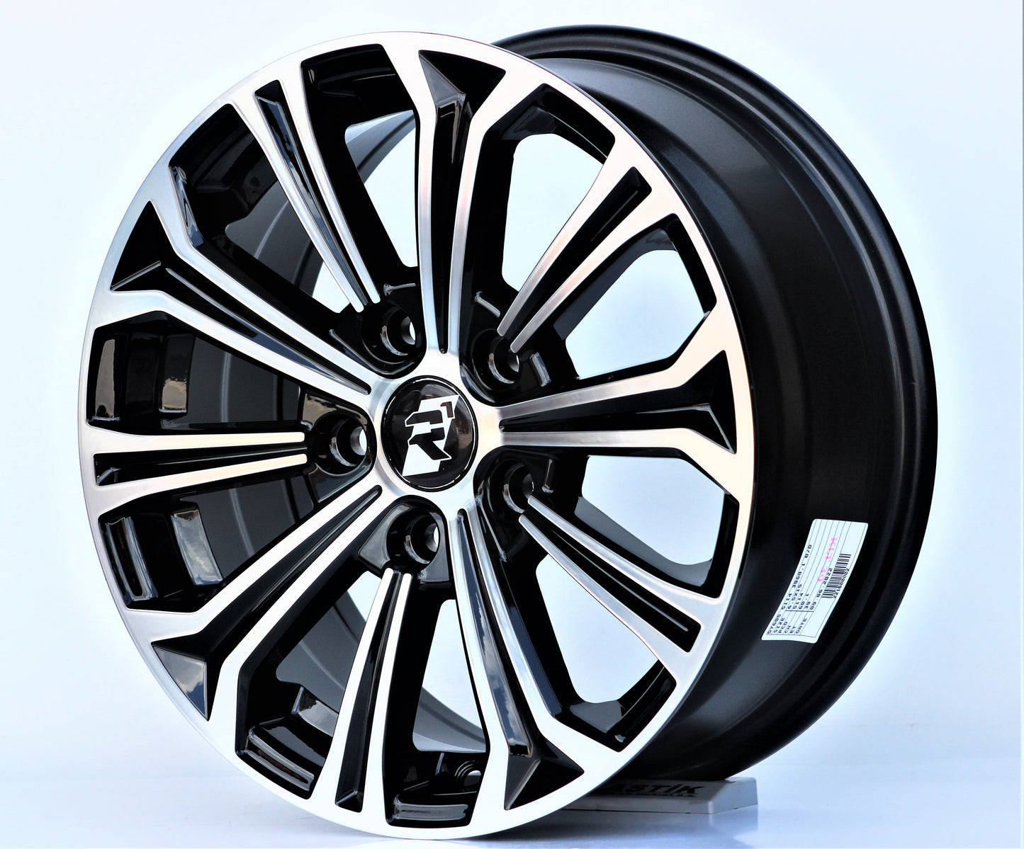 R1 Wheels 15 inç 5*114.3 ET39 Parlak Siyah Jant Takımı (J-186)